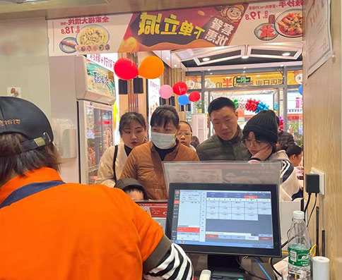 熱烈祝賀湖北仙桃如意餛飩加盟店盛大開(kāi)業(yè)，預(yù)祝老板生意興隆！